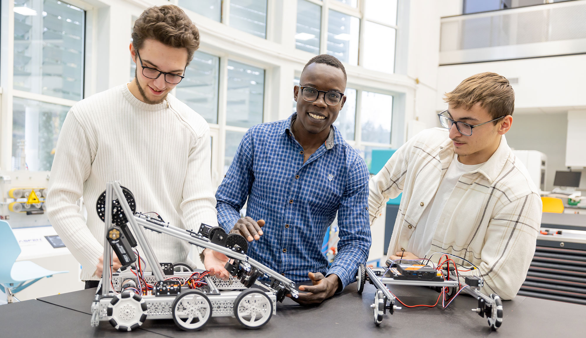 Plasticampus, campus des métiers et qualifications excellance Oyonnax